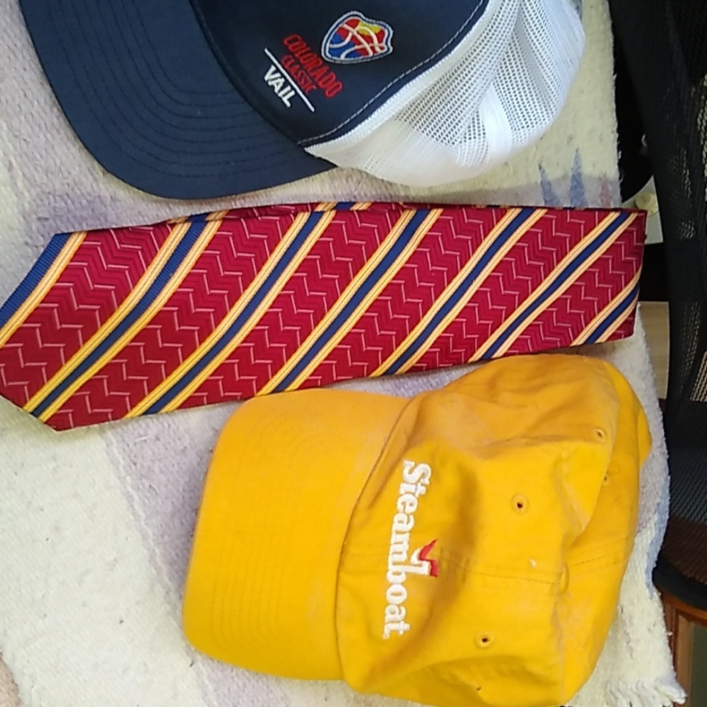 Men's tie